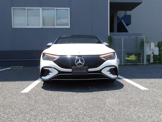 弊社では厳選された高品質車のみをメルセデス認定中古車（サーティファイドカー）としてご提供させて頂いてあります。