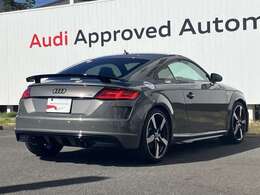 2022年モデル　限定車　19AW　Sライン　レッドキャリパー　ブラックスタイリング　マグネティックライド　マトリクスLEDライト　バーチャルコックピット　リヤスポイラー　レッドインテリア　リヤビューカメラ