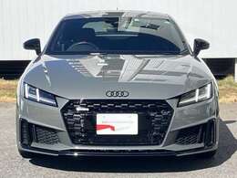 2022年モデル　限定車　19AW　Sライン　レッドキャリパー　ブラックスタイリング　マグネティックライド　マトリクスLEDライト　バーチャルコックピット　リヤスポイラー　レッドインテリア　リヤビューカメラ