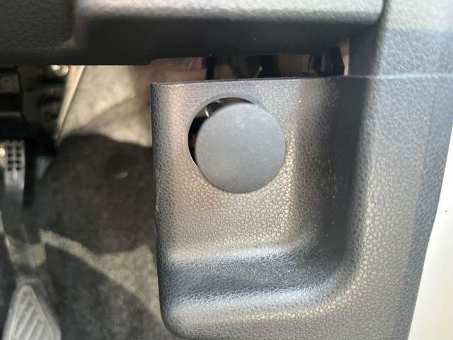 ☆弊社の整備工場には国家資格を持った整備士が多数在籍しております。また、軽自動車だけでなく普通車や外車の整備も実施しておりますのでご購入いただいたお車だけでなくご家族のお車の整備もお任せください☆