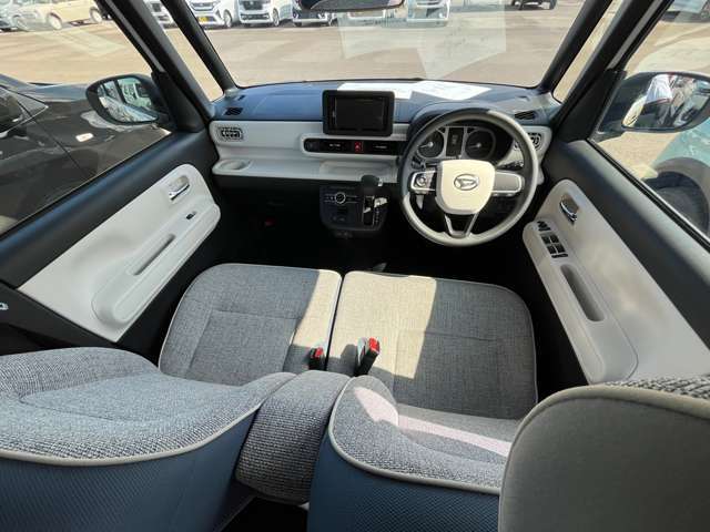 ☆弊社の整備工場には国家資格を持った整備士が多数在籍しております。また、軽自動車だけでなく普通車や外車の整備も実施しておりますのでご購入いただいたお車だけでなくご家族のお車の整備もお任せください☆