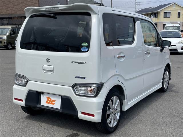 気になる車両などあれば、すぐにお問合せ下さい！右のカーセンサー専用ダイヤルからお電話いただくとスタッフがご質問にお答えいたします。