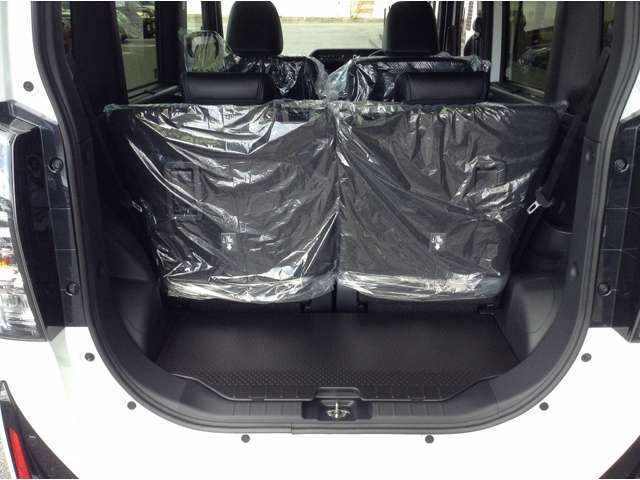 キッズルーム完備。ご家族でゆっくりおくつろぎ下さい！メンテナンス等でお待ちの際も店内でゆっくり過ごせます