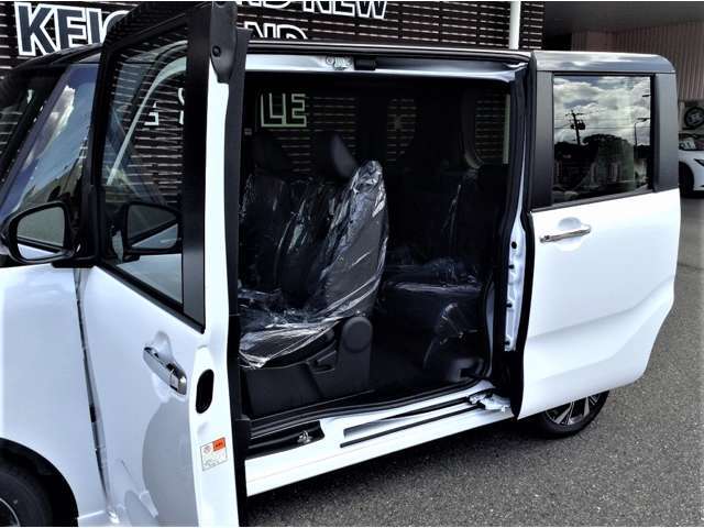 本格的なカフェを併設した新しいコンセプトのお店です！