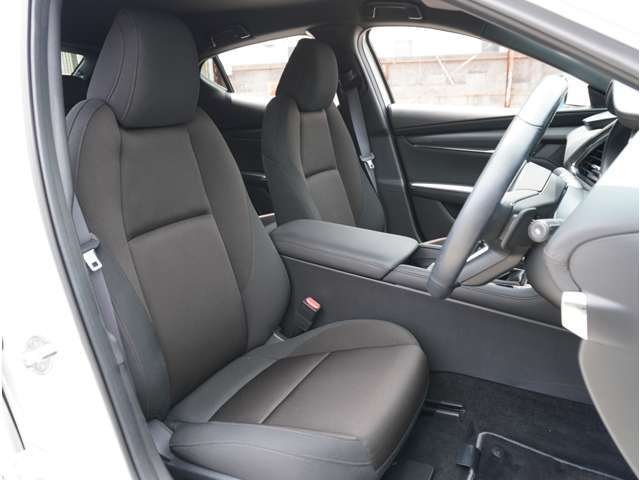 MAZDAドライビングポジィションを体感ください☆「人馬一体」の走りをまずは確認を！