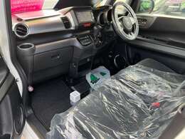 運転席・助手席の俯瞰視点です！乗った際のイメージが湧きます！