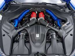 3.9L V8エンジン。620PSを発揮します。