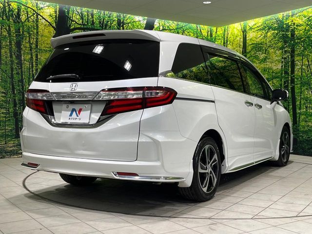 ☆全国のネクステージからお取り寄せが可能※！遠方の店舗に展示してあるクルマが気になる場合も、最寄りの店舗でご覧いただくことが可能です！是非私たちに要望をお聞かせください！※別途費用