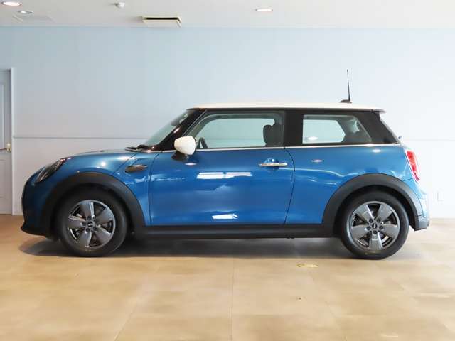 MINIオーナーのために設計されたオリジナルのMINI自動車保険がございます。車のことは全ておまかせください。
