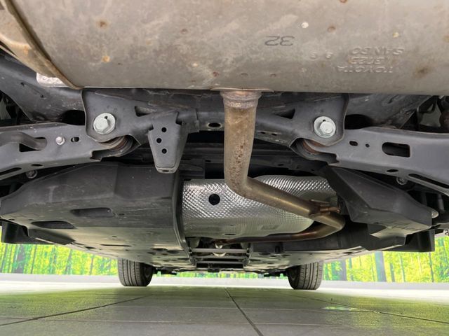 下回りがきれいなうちに、防錆加工の施工がオススメ。降雪地域はもちろん、沿岸部にお住いの方や、趣味でマリン・ウィンタースポーツをされる方にご好評いただいております。