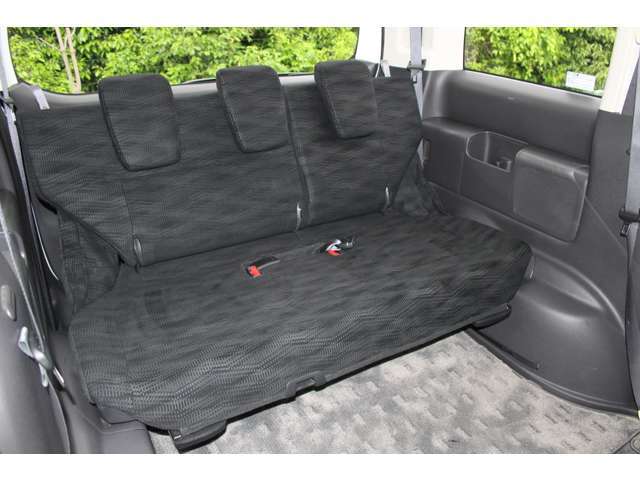 ☆内装もキレイです☆ぜひ見に来て下さい！遠方のお客様の場合は現車を確認しながらお電話にてお車の詳細をお伝えいたしますのでぜひご遠慮なくお問い合わせ下さいませ(´▽`)お買い得価格につき完売注意！