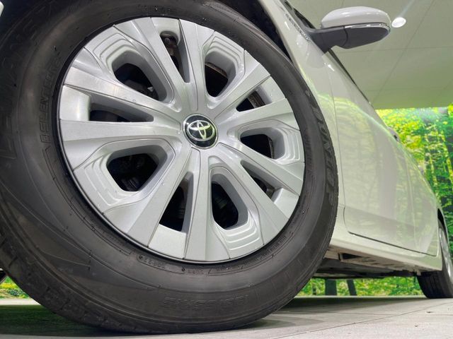 【純正15インチアルミホイール】外観にマッチした純正アルミホイールを装着しております。各種社外アルミホイールや、スタッドレスタイヤも取扱いしております。是非ご相談ください♪