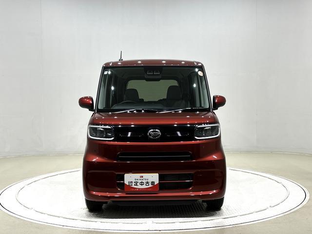 【当社専門スタッフがキレイにしてます】ダイハツ広島では展示前に当社中古車センターにてクリーニング！店舗でも定期的に洗車♪品質には自信があります！お気軽にご来店下さい