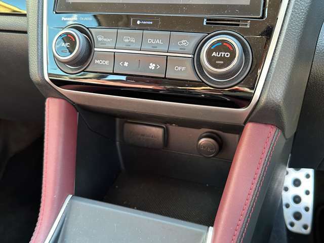 快適なドライブを楽しむための機能が装備されています！運転席から触れるので、使いやすいです！除菌プランいれていただくと、さらに清潔で安心していただけます！