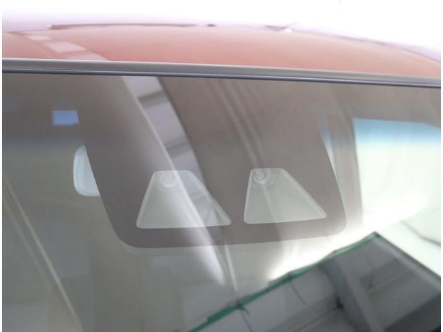 ■軽自動車の衝突回避システム「スマートアシスト」付き！さまざまな状況で危険を察知し、衝突の回避や注意を喚起します。