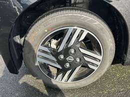 万一の衝突に備えて、いつでも安心して運転できるようエアバックシステムなどの安全装備を標準搭載！！