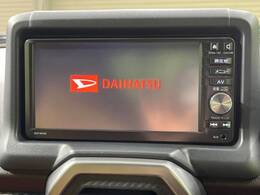 【純正ナビ】人気の純正ナビを装備。オーディオ機能も充実しており、Bluetooth接続すればお持ちのスマホやMP3プレイヤーの音楽を再生可能！毎日の運転がさらに楽しくなります！！