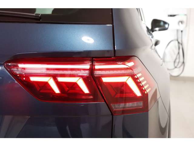 各種保険もお取り扱いしております。Volkswagenのお車はディーラーでご加入いただくと様々な保証が無償付帯されます。