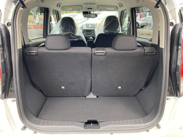 ◆◆◆軽自動車サイズでも、今やラゲッジスペースの充実は当たり前です！本当に重宝しますよ。たくさん荷物を詰めて便利です。是非、お試しください！