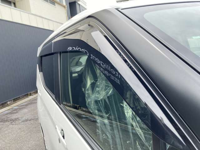 ◆◆◆純正プラスチックバイザ-
