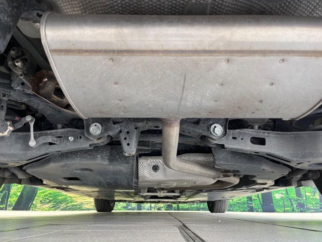 下回りがきれいなうちに、防錆加工の施工がオススメ。降雪地域はもちろん、沿岸部にお住いの方や、趣味でマリン・ウィンタースポーツをされる方にご好評いただいております。