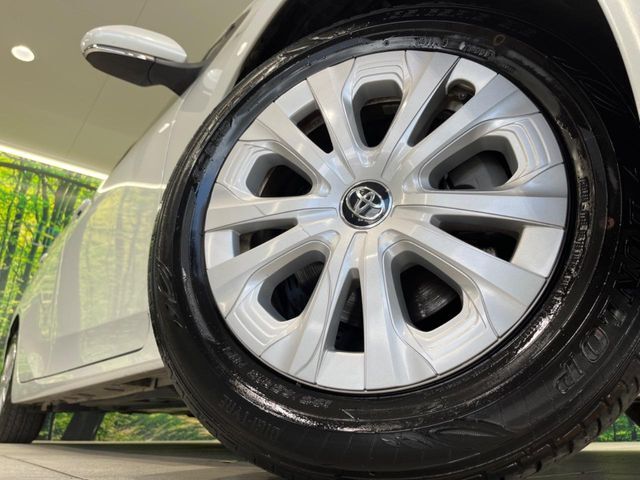 【純正15インチアルミホイール】外観にマッチした純正アルミホイールを装着しております。各種社外アルミホイールや、スタッドレスタイヤも取扱いしております。是非ご相談ください♪