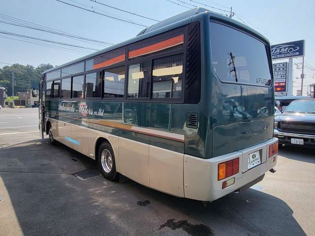 お車の状態はお客様で、試乗してご確認いただけます。気になる傷などはサービスで板金塗装可能です。お問い合わせ先【無料電話】0078-6002-362048まで♪