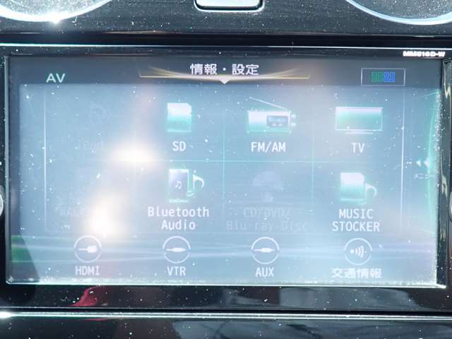 様々なオーディオソースをお楽しみいただけます♪またBluetoothを繋いで音楽を聞く事も可能です♪
