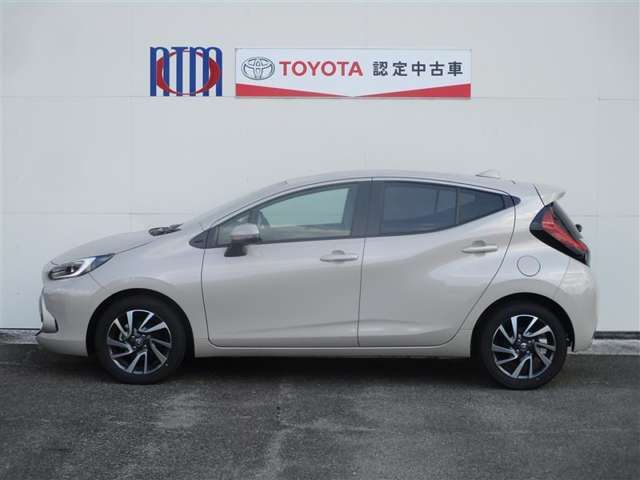 低燃費で環境にもやさしい人気のハイブリッド車です♪トヨタ専用診断機器でハイブリッドシステムを綿密に点検してあります！