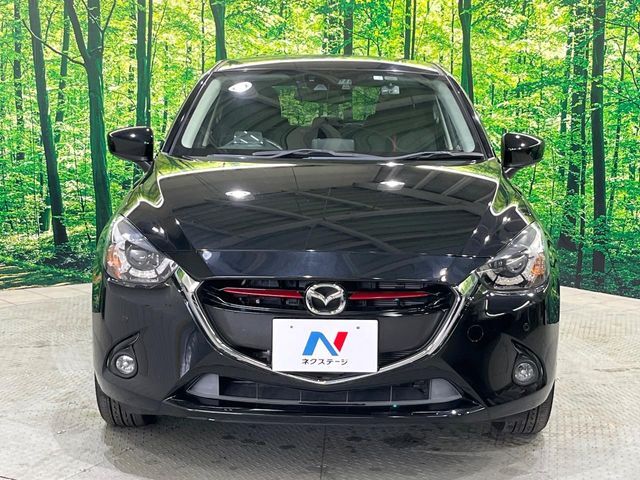大好評のボディコーティング「弾スプラッシュコート」もご納車までに施工可能。通常のガラスコートと異なる、耐久年数6年の無機質ガラスコーティングが、ボディをキレイな状態に保ってくれます。