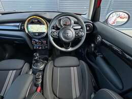 遠方のご納車の際も我々がしっかりサポートさせて頂きます。お気軽にスタッフまでご相談下さい。