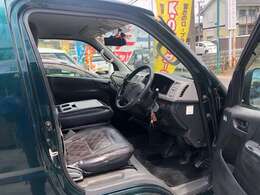 K.O　MOTORSのお車をご覧頂きありがとうございます。お買い得で綺麗な中古車を多数ご用意しております。是非ご覧ください☆