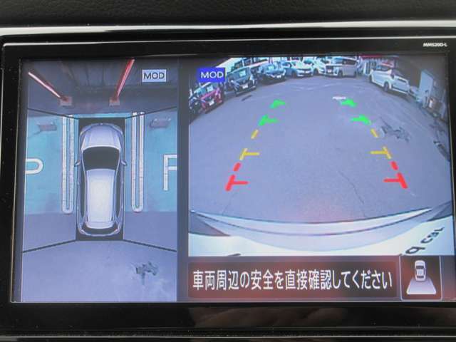 ナビ画面にアラウンドビュ-モニタ-の映像を映し出しています。　　狭い場所での車庫入れをサポ-トしてくれる便利アイテムです。