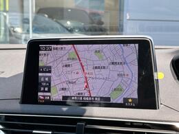 純正ナビに加え、AppleCarPlay/AndroidAutoが使用可能です。