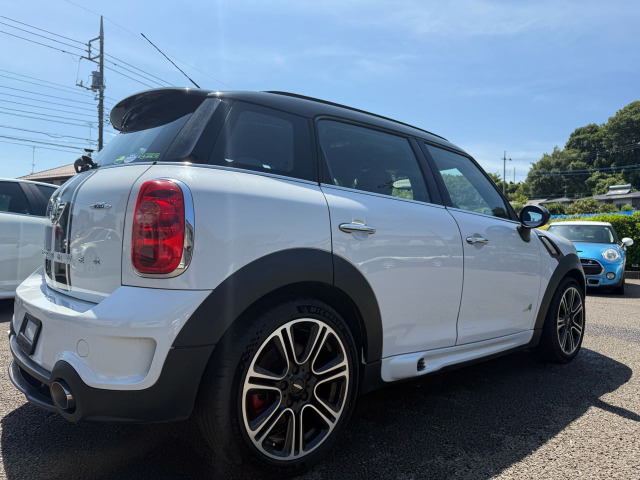 他店でオートローンお断りされた方や諸事情でオートローン使えないと諦める前に弊社自社ローンございますのでお気軽にお問い合わせ下さい。