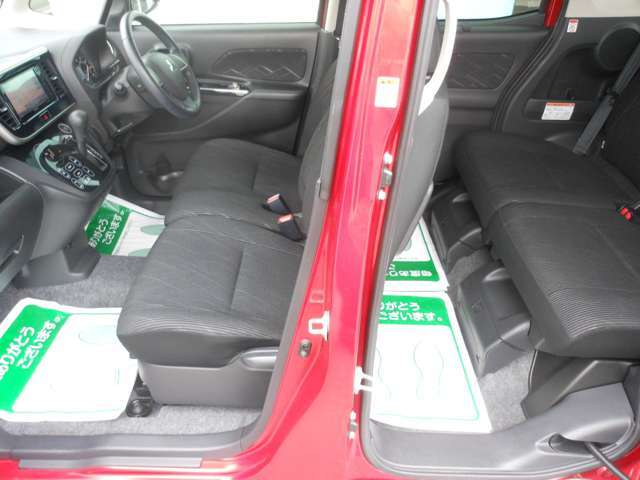 基本プラン以外にも、お客様のカーライフにあった多数のオプションプランをご用意しております。詳細につきましては、営業スタッフまでお問い合わせください。ドライブレコーダーなども取り扱っていますよ～♪