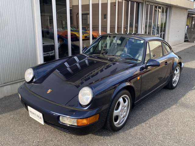 356やナローほどではないにせよ、切れ味鋭いナイフや日本刀のような？危うさが964には残っています。