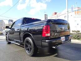 純正20AW+BFGオールテレン サイドステップ LEERハードトノカバー レザー調シート 外ナビ フルセグTV バックカメラ＆FSカメラ フリップダウンモニター 6人乗り ETC 取説 スペアキー等装備充実です。