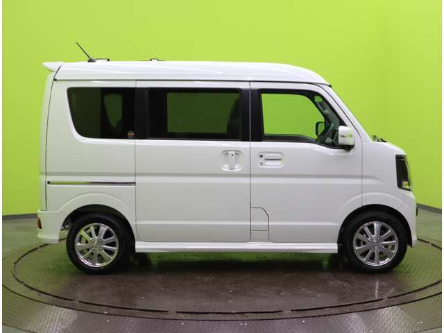 ★オプションボディカラー：パールホワイト入荷しました★