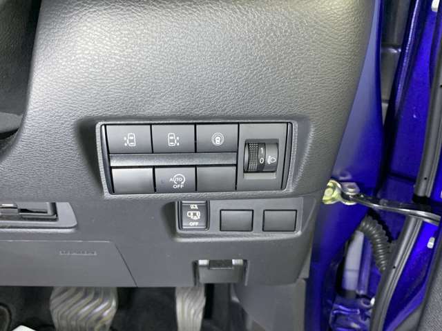 【アフターメンテナンス】当店は近畿運輸局民間車検指定工場を完備。ご購入後のメンテナンス・修理・車検など、アフターフォローも充実しております。