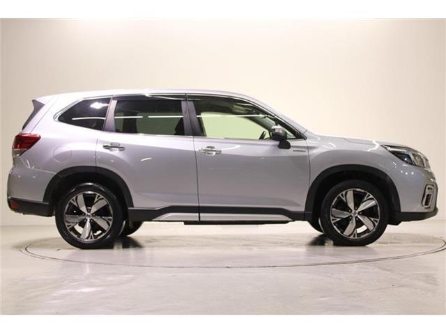 低価格で良質なお車を全社総台3,000在庫からお選びいただけます。営業時間　10：00～19：00