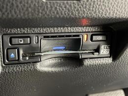 ◆【ETC】有料道路を利用する際に料金所で停止することなく通過できる、ETC車載器（ノンストップ自動料金収受システム機器）が装備されています。セットアップを行うことで利用可能になります。