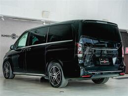 ボディカラー：オブシディアンブラック