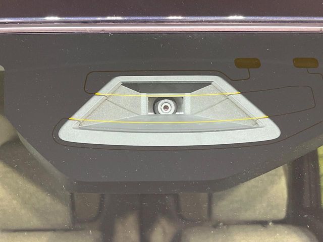 【スズキ　セーフティサポート】走行中に前方の車両等を認識し、衝突しそうな時は警報とブレーキで衝突回避と被害軽減をアシスト。より安全にドライブをお楽しみいただけます。