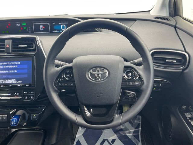【ステアリングスイッチ】運転中、前方から目線をそらすことなく、オーディオ等の操作が可能な便利機能！安心＆快適なドライブを演出してくれます♪