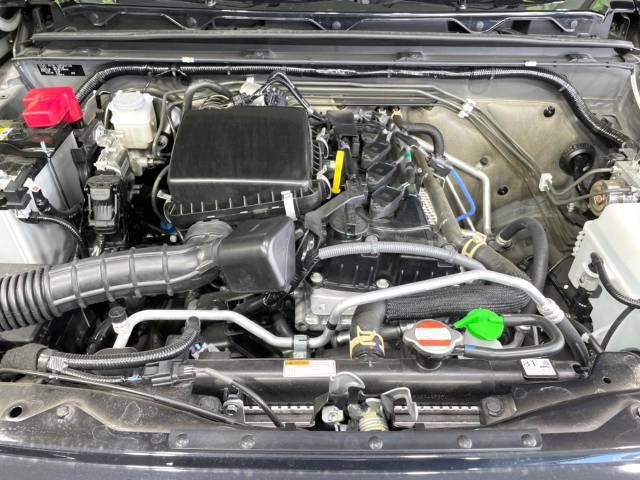 親切・丁寧な専門メカニックスタッフが応対！・車検・点検整備・事故等の修理などアフターサービスも安心。お車のカスタマイズもネクステージのサービススタッフまでご相談ください！