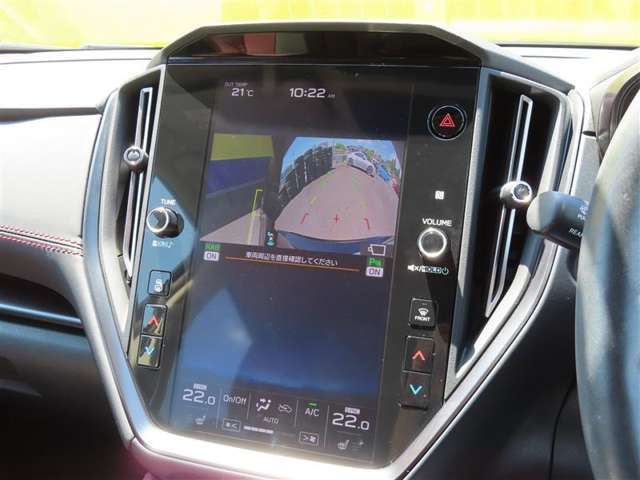 車庫入れもお任せのバックカメラ付き！