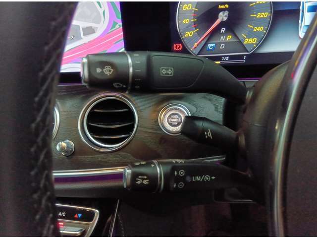 レーダーセーフティP付き車両。