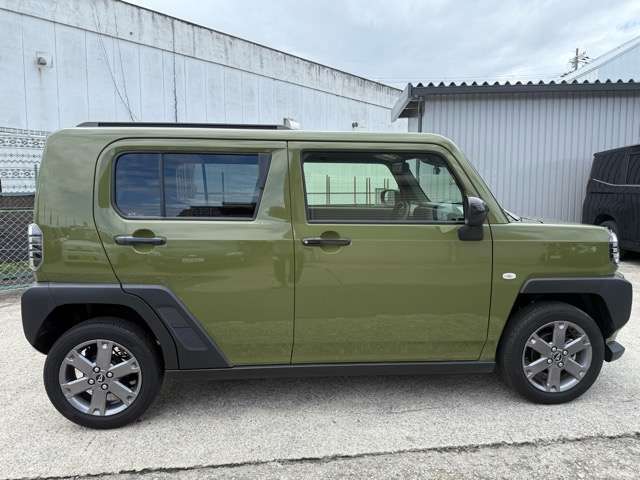 日常整備、車検、タイヤ交換、オイル交換、板金塗装、国内保険代理店、レンタカー、無料点検全て当社にお任せください！