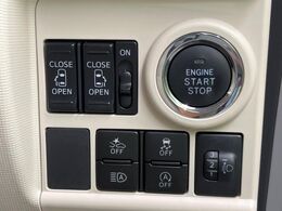 【両側パワースライドドア】スマートキーや運転席のスイッチで後席両側スライドドアの開閉が可能♪電動だから力を入れてドアを開ける必要が無く、小さなお子様でも簡単に開け閉めでき快適です♪